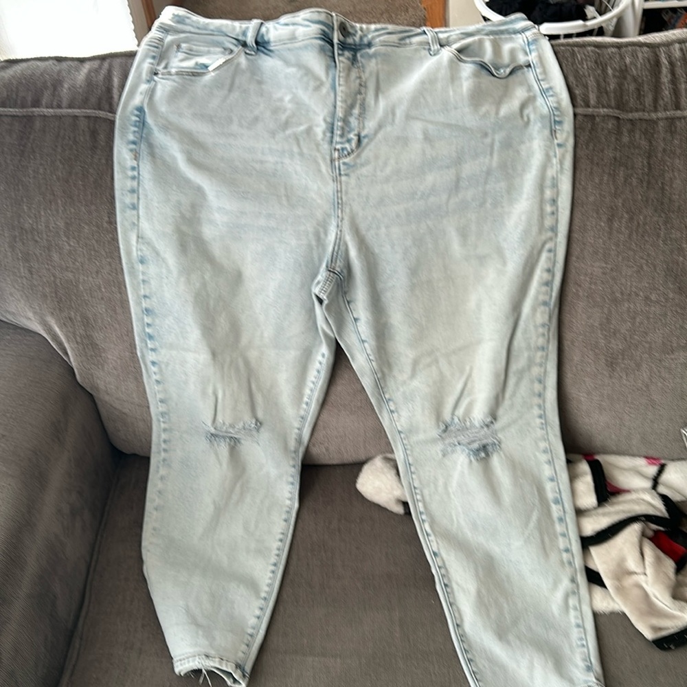 Stitch star light distressed jeans Gently used